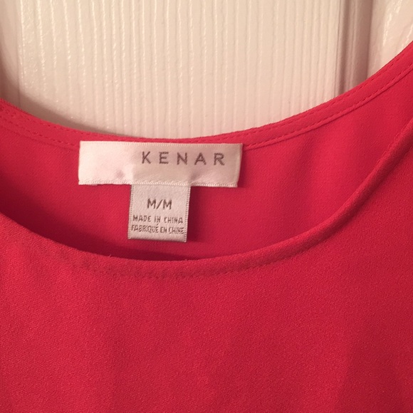 Sleeveless Kenar Blouse with bottom detail - Picture 2 of 5